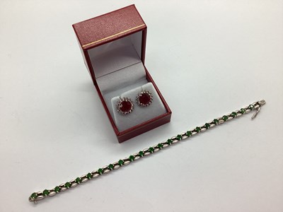 Lot 104 - Modern Fancy Line Bracelet, uniform claw set...