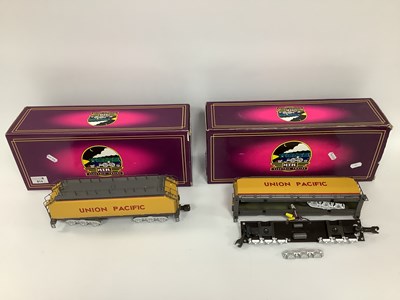 Lot 814 - Two M.T.H. 'O' Gauge/7mm Ref No MT-3022L 3...