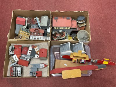Lot 456 - A Good Quantity of 'OO' Gauge/'HO' Gauge...