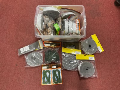 Lot 425 - A Quantity of Trackside/Layout Scenic Items,...