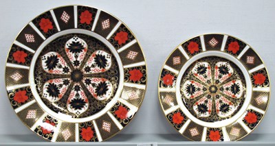 Lot 1205 - Royal Crown Derby 1128 Imari Pattern Plates,...