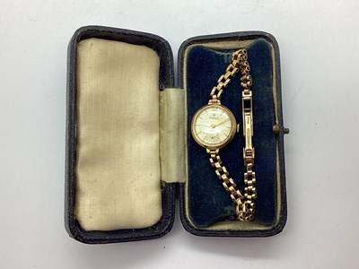 Lot 242 - Roidor; A 9ct Gold Cased Ladies Wristwatch,...