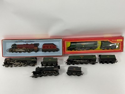Lot 611 - Five Triang and Triang-Hornby locomotives: two...