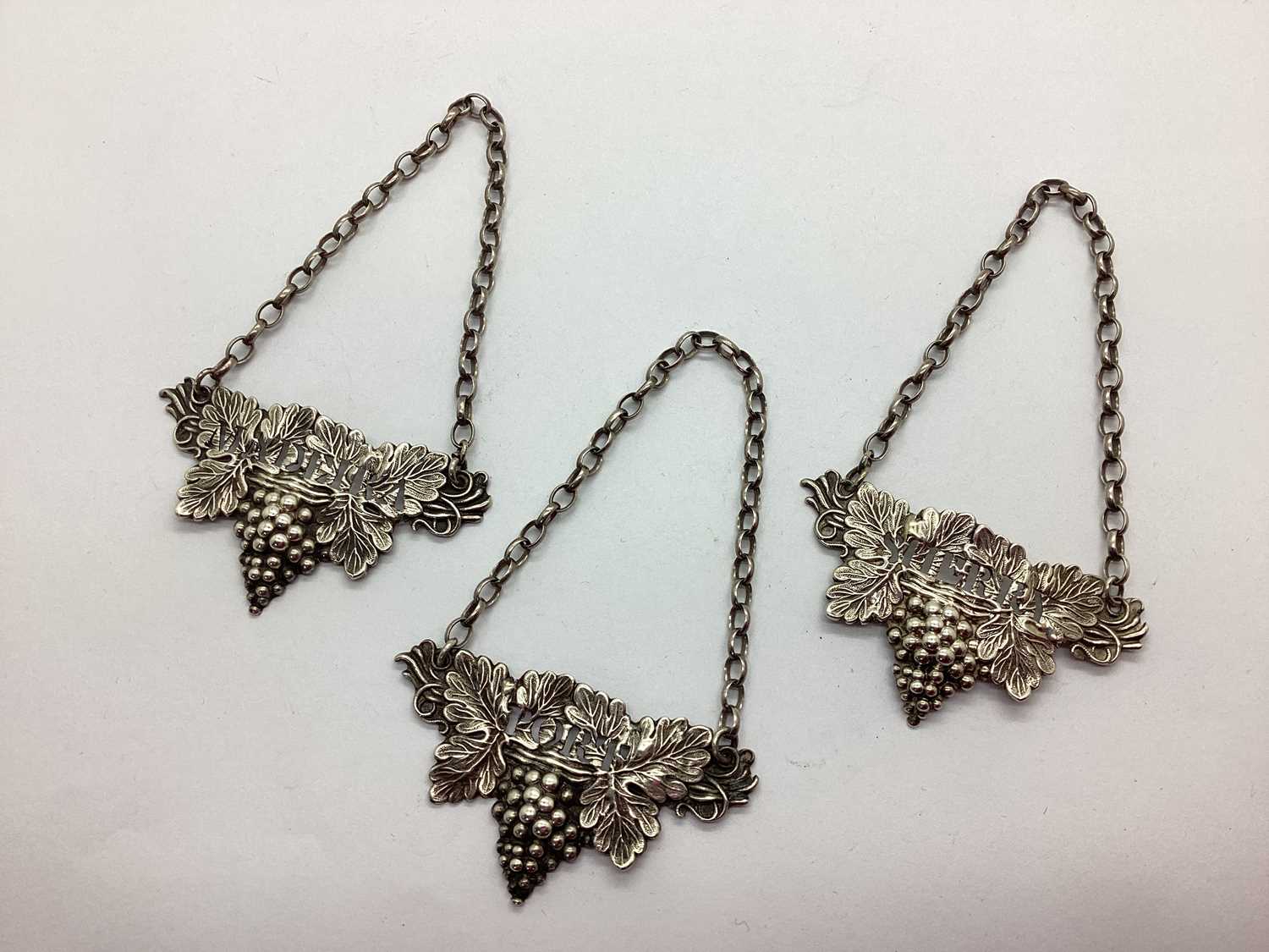 Lot 17 - George Unite & Sons; A Set of Three XIX...