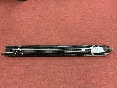 Lot 731 - Approximately twenty-plus lengths (each 600mm...