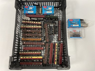 Lot 559 - Four British kit-built/adapted N gauge...