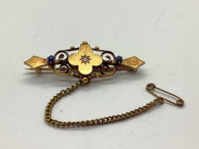 Lot 148 - An Antique Bar Brooch, with inset flowerhead...