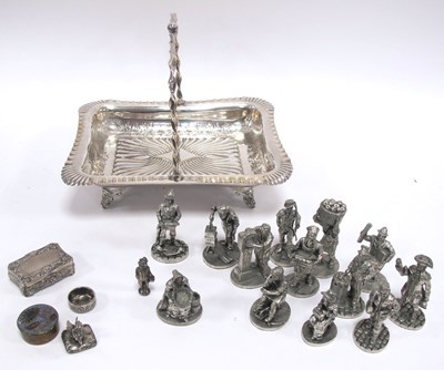 Lot 1298 - A Small Collection of Royal Hampshire Heavy...