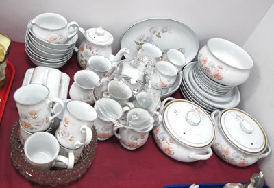 Lot 1226 - Denby 'Encore' Stoneware Pottery Tableware of...