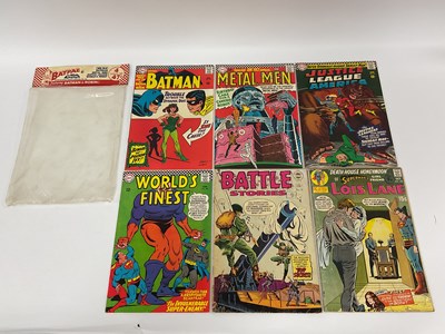 Lot 325A - DC comics Batpac Special #B-6 four comic pac....