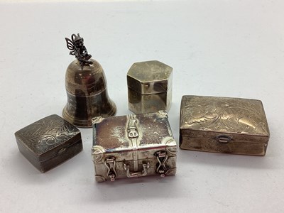 Lot 52 - A Small Collection of Hallmarked Silver and...