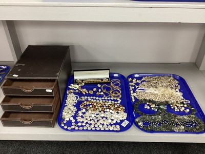 Lot 237 - A Selection of Freshwater Coin Pearl Necklaces...