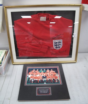 Lot 427 - England Autographs Geoff Hurst and Martin...