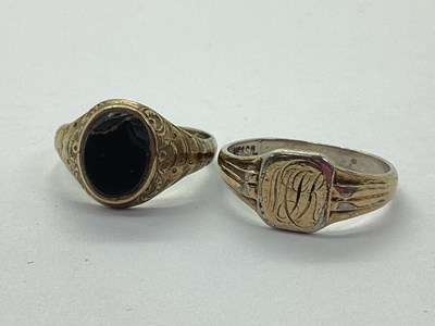 Lot 68 - A Victorian 9ct Gold Bloodstone Inset Signet...