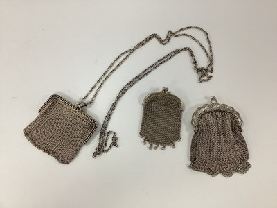 Lot 183 - Small Mesh Link Purse, frame 7cm wide,...
