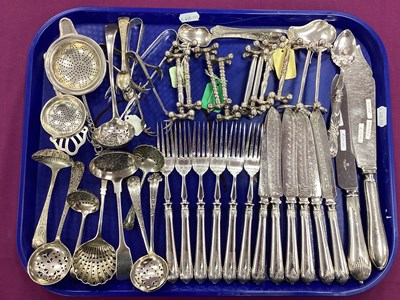 Lot 201 - Hallmarked Silver Handled Fish Serving Knife,...