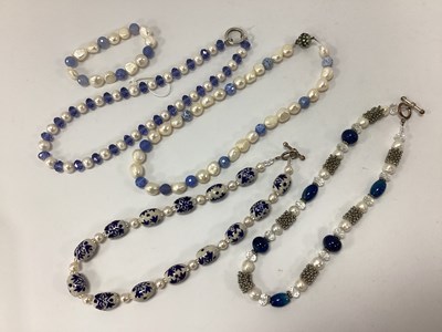 Lot 164 - A Small Collection of Freshwater Pearl Bead...