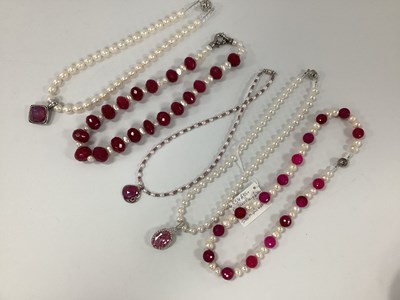 Lot 172 - A Single Strand Fresh Water Pearl Bead...