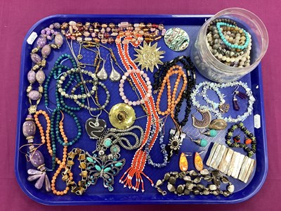 Lot 265 - A Collection of Polished Hardstone and Other...