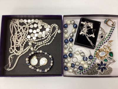 Lot 139 - Modern Costume Jewellery, including modern...