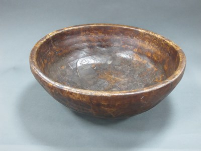 Lot 1209 - A Large Sycamore Bowl, of plain circular form,...