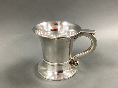 Lot 79 - A Stylish Hallmarked Silver Mug, Elkington &...