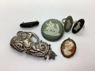 Lot 224 - Wedgwood; A Circular Green Jasperware Brooch,...