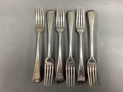 Lot 106 - A Set of Six Hallmarked Silver Old English...