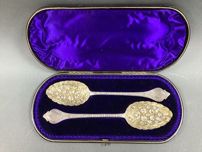Lot 91 - A Pair of Highly Decorative Victorian...