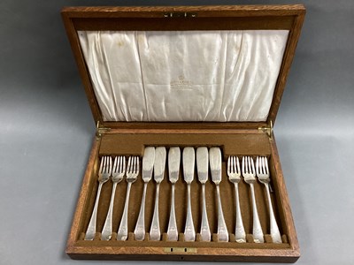 Lot 111 - A Set of Six Hallmarked Silver Old English...