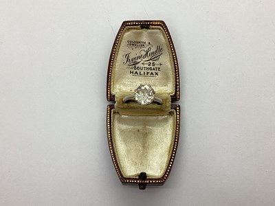 Lot 167 - A Large Single Stone Diamond Ring, the...