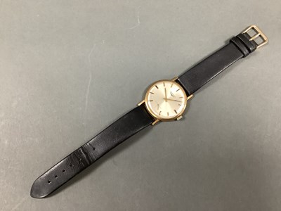 Lot 263 - Longines; A 9ct Gold Cased Gent's Wristwatch,...