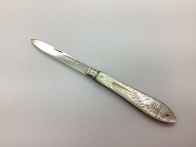 Lot 142 - A Victorian Hallmarked Silver and Mother of...