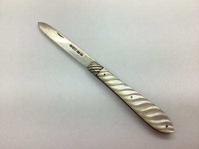 Lot 129 - A Victorian Hallmarked Silver and Mother of...