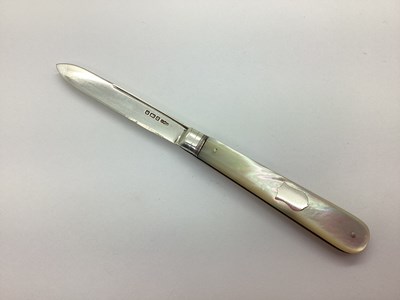 Lot 131 - An Edwardian Hallmarked Silver and Mother of...