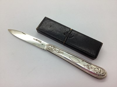 Lot 160 - A Victorian Hallmarked Silver Folding Fruit...