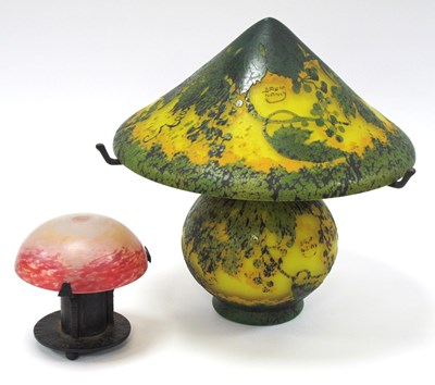 Lot 1001 - A Cameo Glass Lamp and Shade, decorated with...