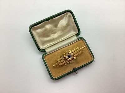 Lot 227 - An Edwardian 15ct Gold Sapphire and Diamond...