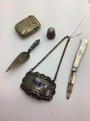 Lot 111 - A Hallmarked Silver and Banded Agate Inset...