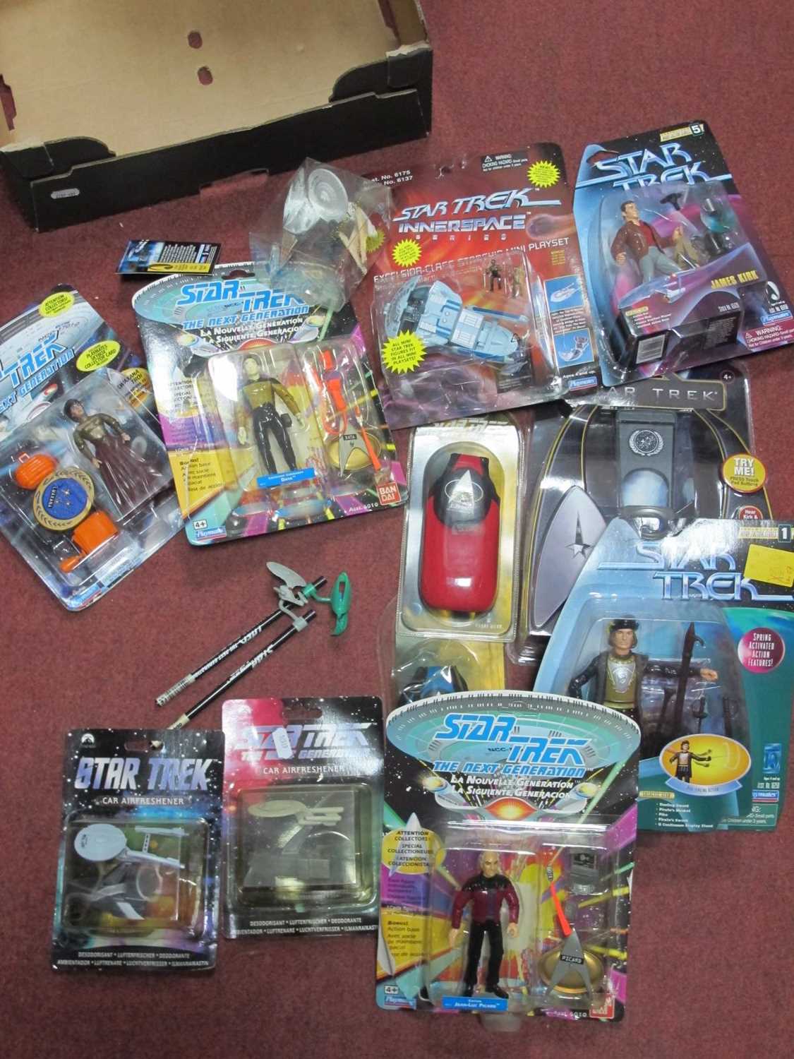 Lot 1122 - Star Trek the Next Generation boxed playmates/...