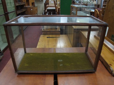 Lot 1551 - XX Century Painted Display Case, with a hinged...