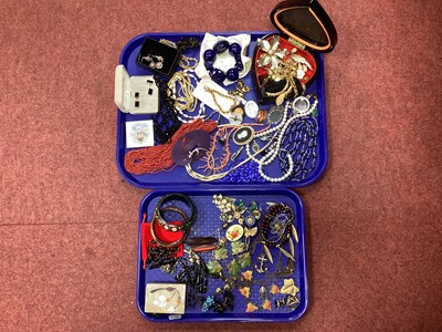 Lot 1 - An Assortment of Costume Jewellery, to include...