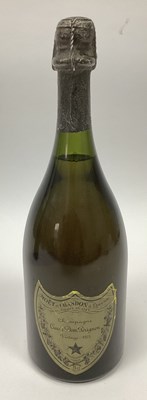 Lot 1453 - Champagne - Moet & Chandon Cuvee Dom Perignon...