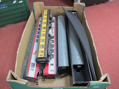 Lot 387 - A Darstaed 'O' Gauge/7mm Boxed Composite Coach,...