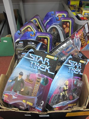 Lot 388 - Eleven Carded Star Trek Plastic Model Action...