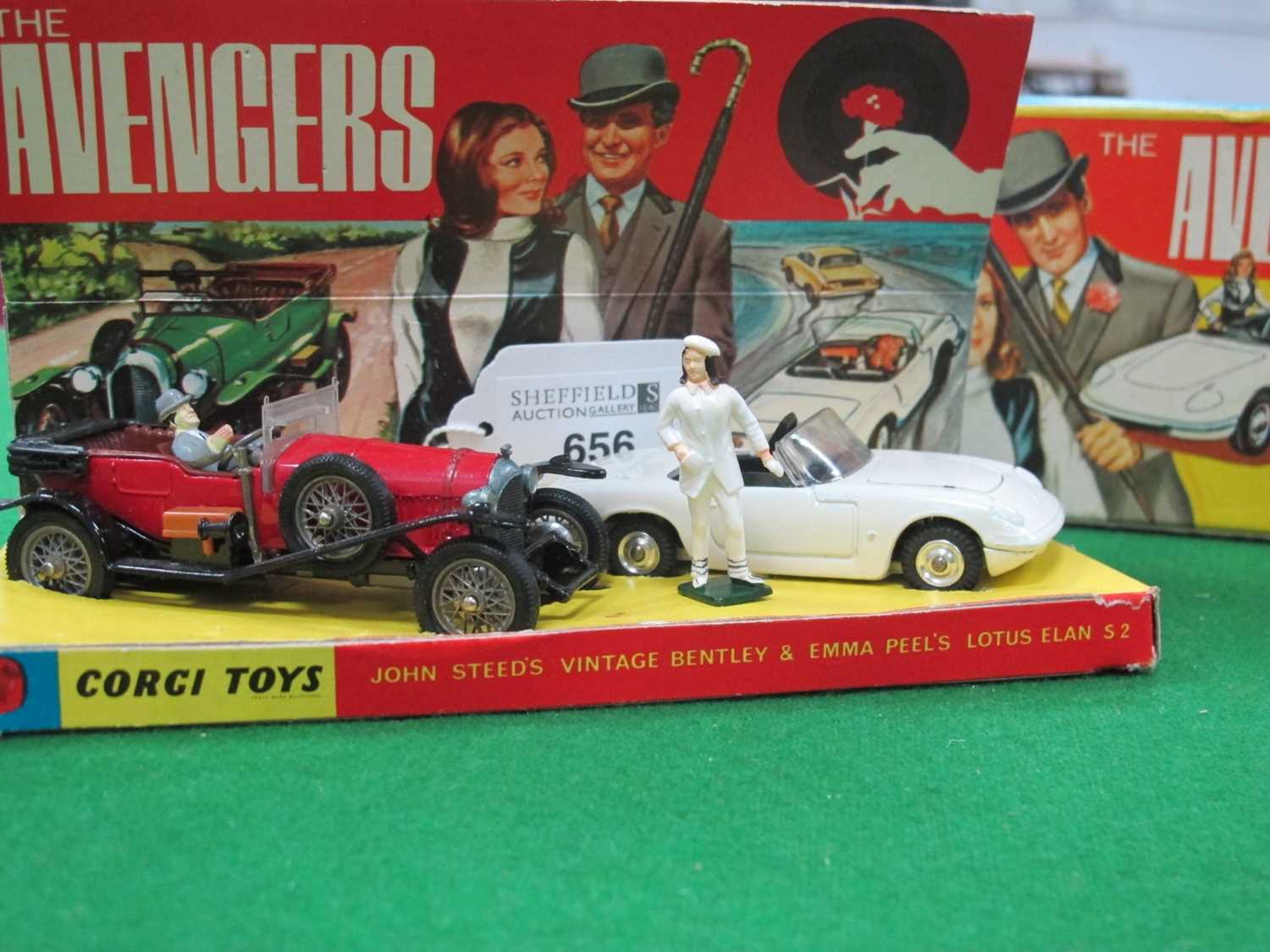 Lot 656 - An Original Corgi Gift Set 40 'The Avengers'...