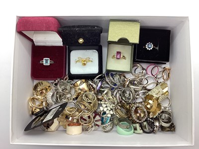 Lot 246 - Assorted Modern Rings, including diamanté,...