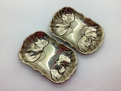 Lot 118 - A Pair of Decorative Hallmarked Silver Dishes,...