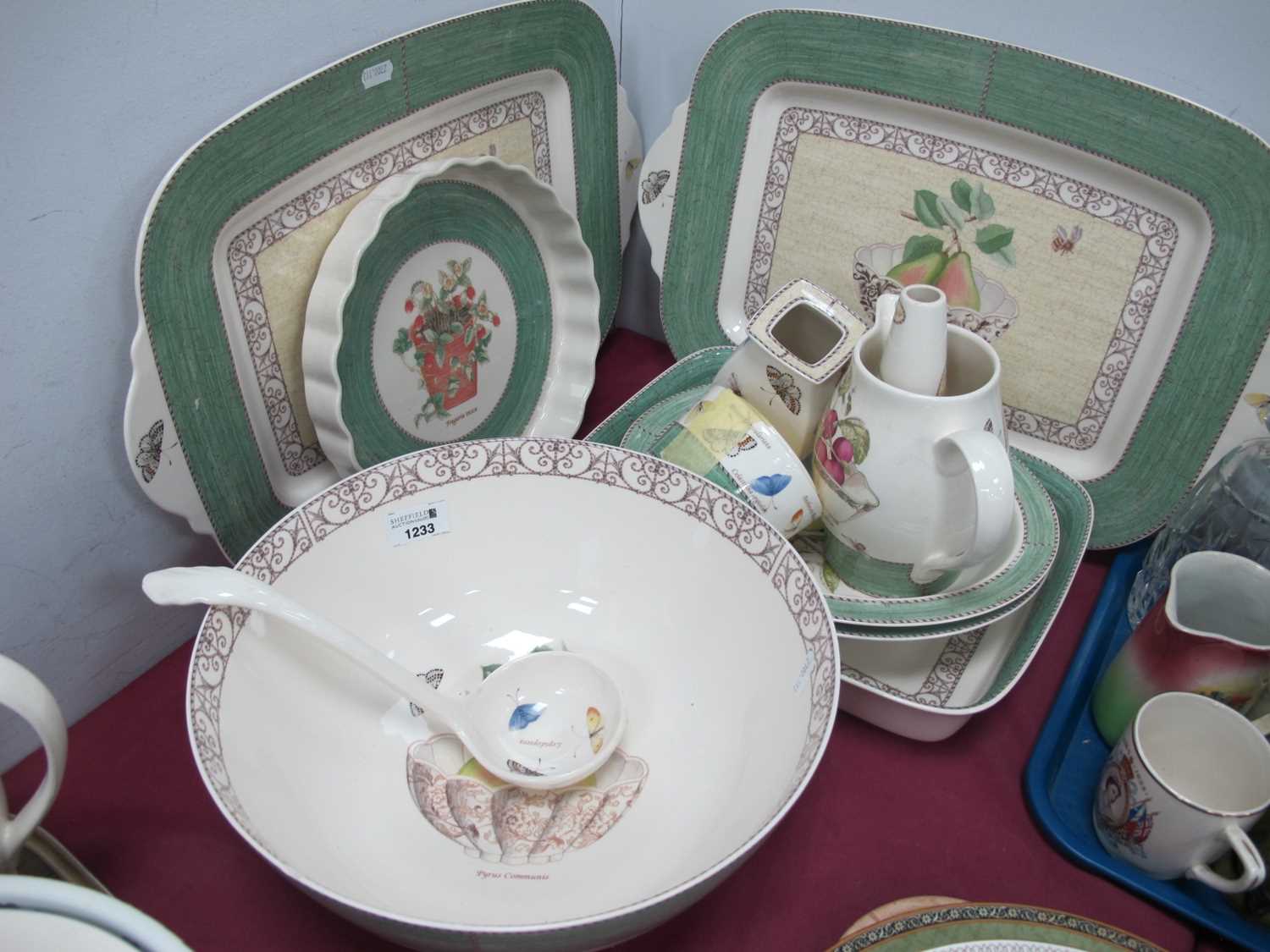 Lot 1233 - Wedgwood 'Sarah's Garden' Queens Ware