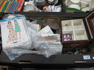 Lot 1107 - Ladies Oriental Jewellery Box, with a folding...